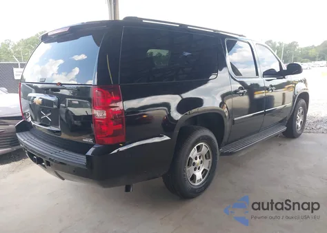 2008 Chevrolet Suburban 1500 Lt from USA, damaged, VIN 3GNFC160X8G159945